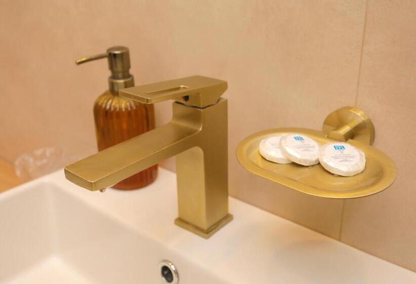 اتاق لوکس, Bed & Breakfast Garden40