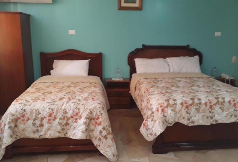 3 Bett Economy Zimmer, Bucaneiro