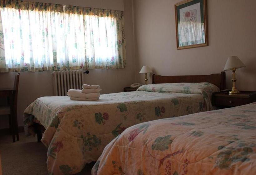 غرفة قياسية رباعية, Marydor