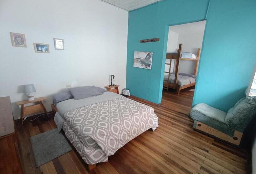 패밀리 룸, Hostal Mochiliers Bed And Breakfast