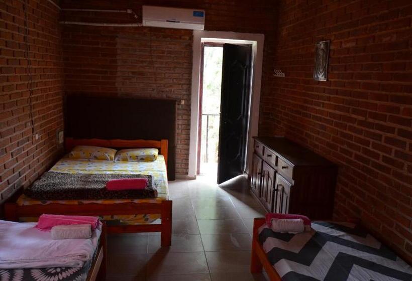 Трежместный Номер Economy, Casa Marina Argentina De Aeropuerto Ezeiza Chek In 24 H 10 Minutos De Aeropuerto