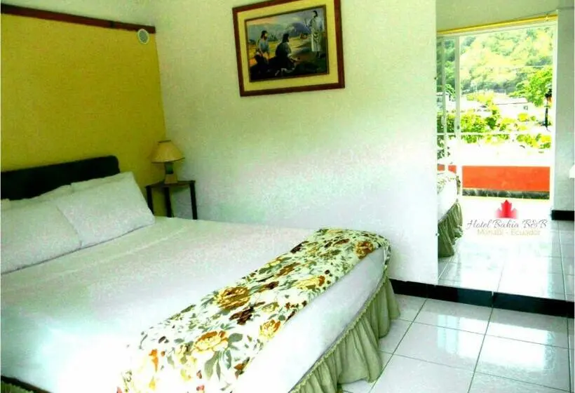 Standard Yhden Hengen Huone, Bahia B&b