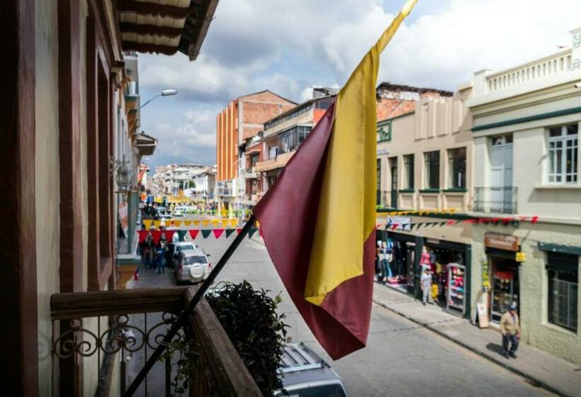 اتاق استاندارد یک نفره, Mariscal Inn & Suites