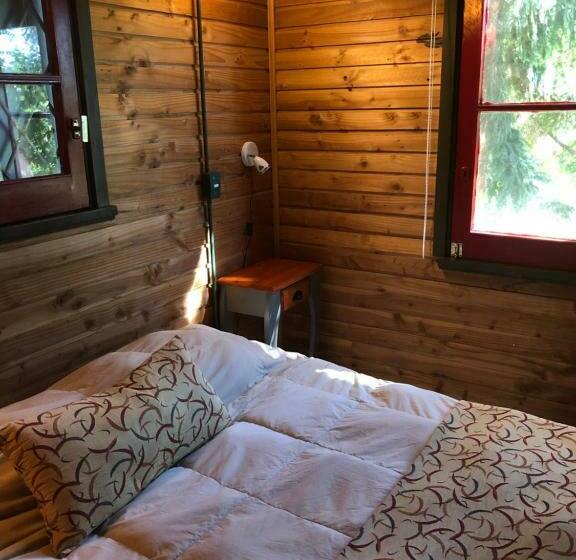 اتاق استاندارد سه نفره, La Miralejos