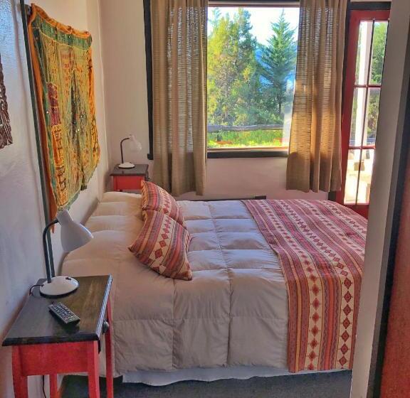 اتاق استاندارد با چشم‌انداز دریاچه, La Miralejos