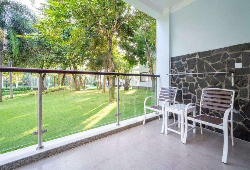 اتاق لوکس با چشمانداز باغ, Carmelina Beach Resort Ho Tram