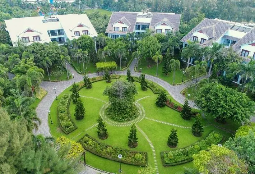 اتاق لوکس با چشم‌انداز باغ, Carmelina Beach Resort Ho Tram