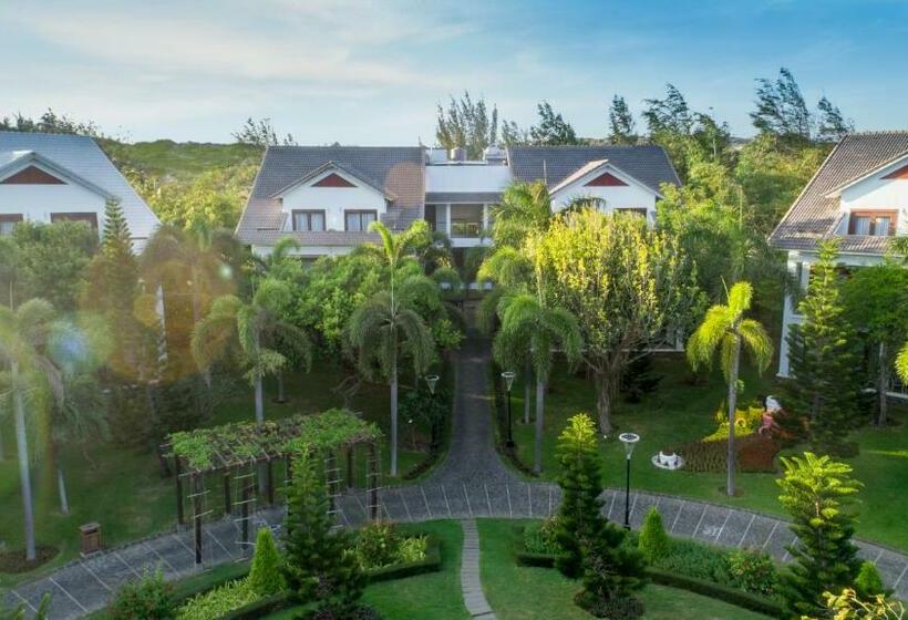 اتاق لوکس با چشمانداز باغ, Carmelina Beach Resort Ho Tram