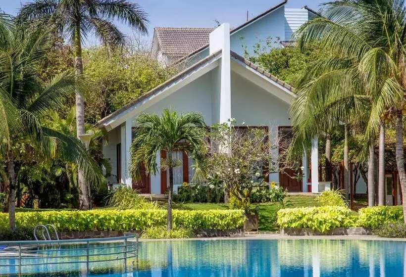بانگلوی لوکس, Carmelina Beach Resort Ho Tram