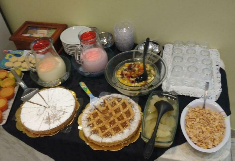 标准间, Apolo Atlantis