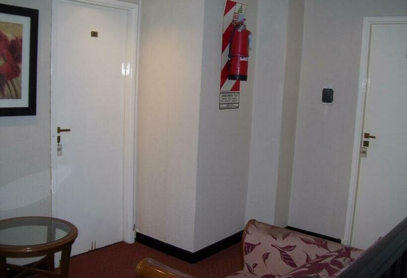 标准间, Apolo Atlantis