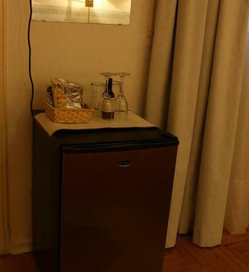 标准间, Apolo Atlantis