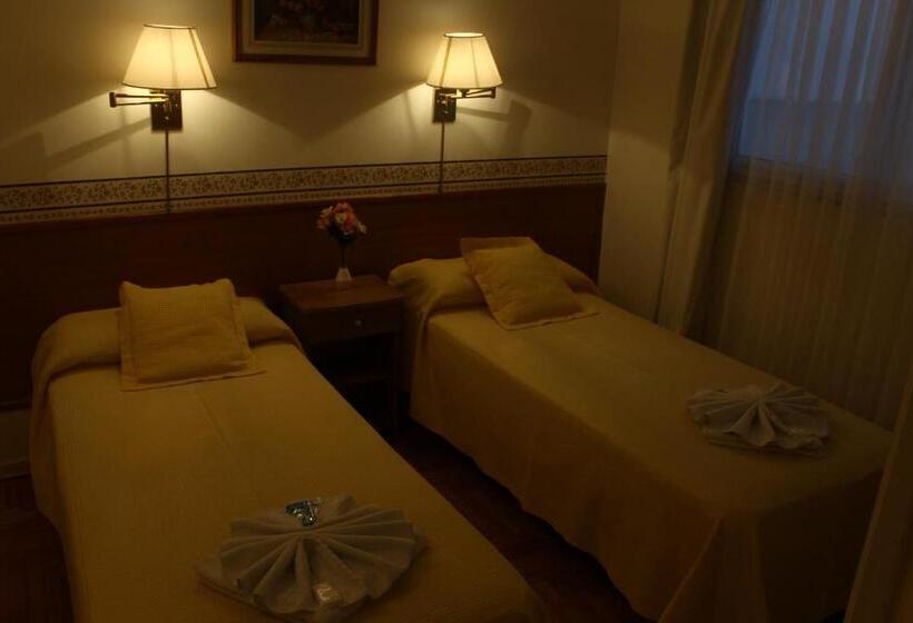 标准间, Apolo Atlantis