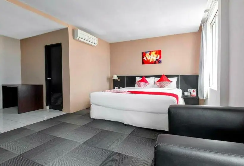 デラックスルーム, Capital O 472 Hotel Asyra
