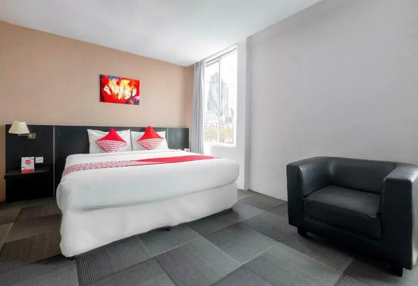 デラックスルーム, Capital O 472 Hotel Asyra