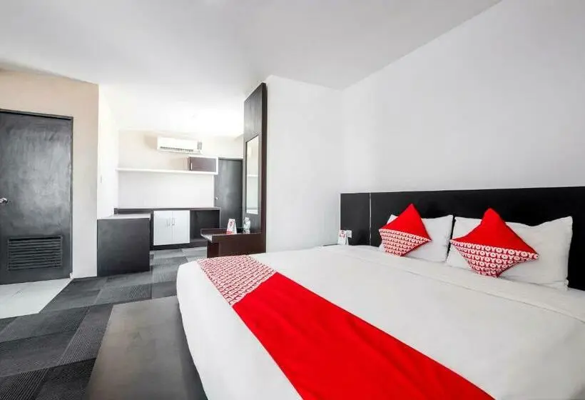 デラックススイート, Capital O 472 Hotel Asyra