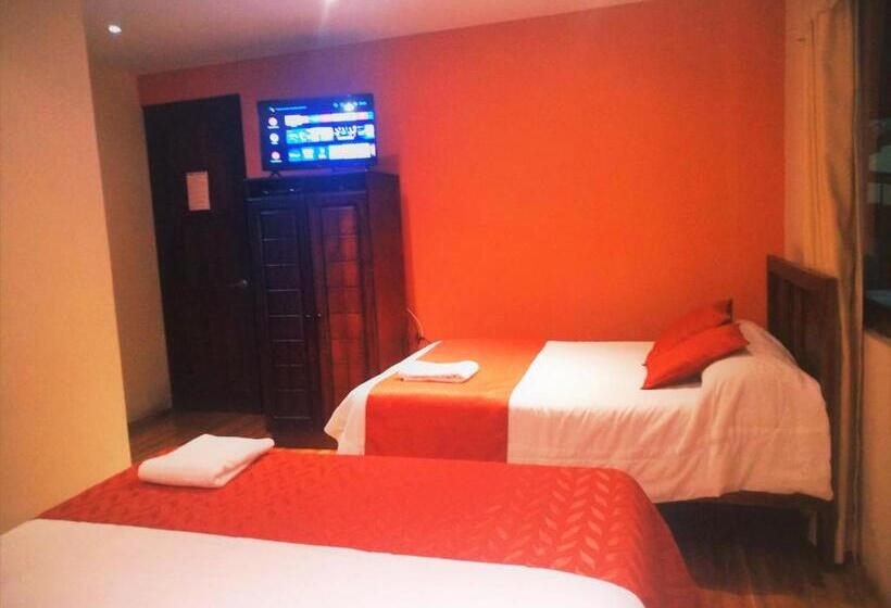 اتاق استاندارد چهار تخته, Calle Angosta