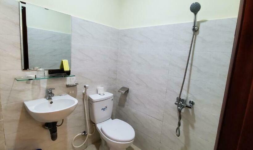 اتاق استاندارد, Dang Tuan