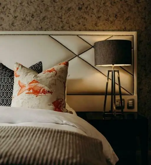Deluxe Room Mountain View, Franschhoek Boutique Hotel Lion Roars Hotels & Lodges
