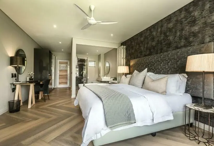 Deluxe Room Mountain View, Franschhoek Boutique Hotel Lion Roars Hotels & Lodges