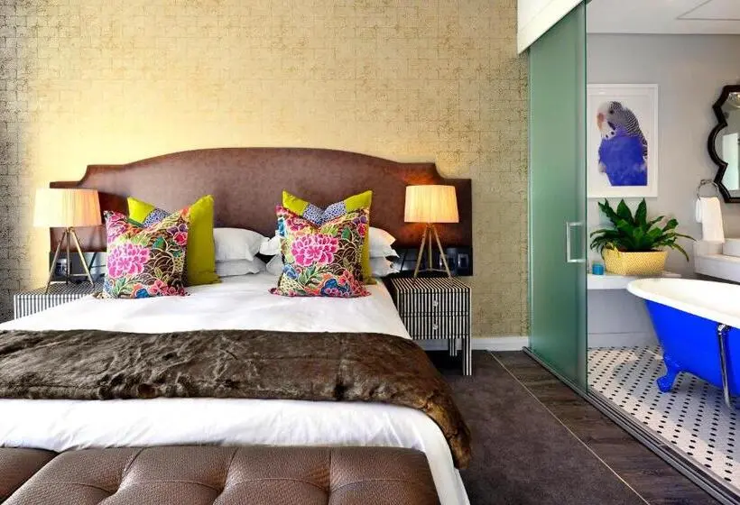 Deluxe Room Mountain View, Franschhoek Boutique Hotel Lion Roars Hotels & Lodges