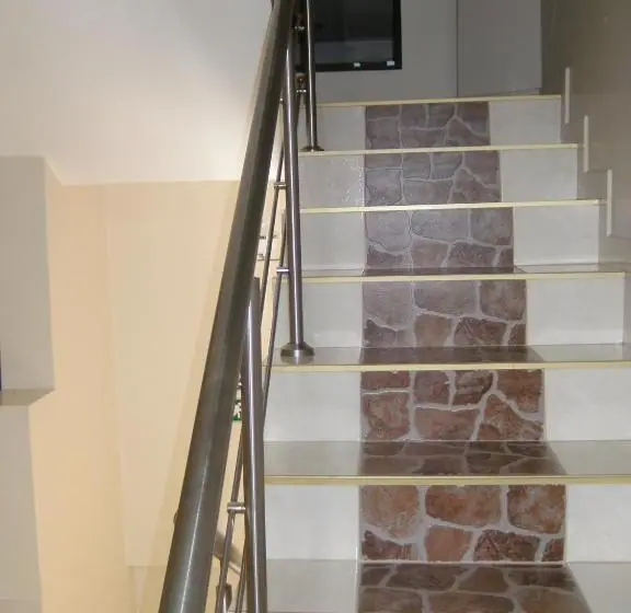 اتاق استاندارد سه نفره, Hostal Fevilamir