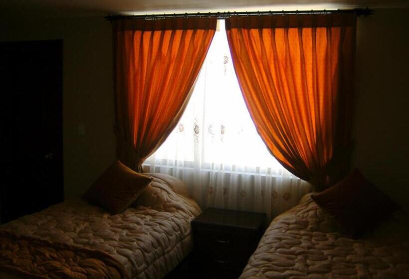 Standaard Driepersoonskamer, Hostal Fevilamir