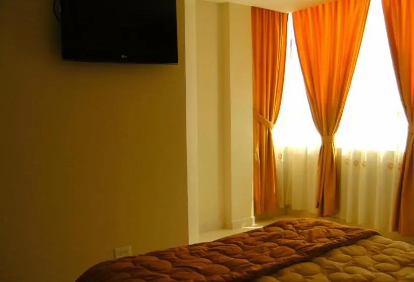 سوییت, Hostal Fevilamir
