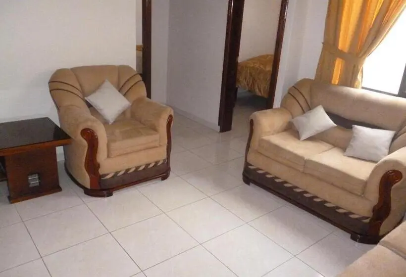 اتاق خانواده اجرایی, Hostal Fevilamir