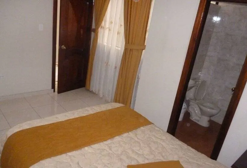 اتاق استاندارد یک نفره, Hostal Fevilamir