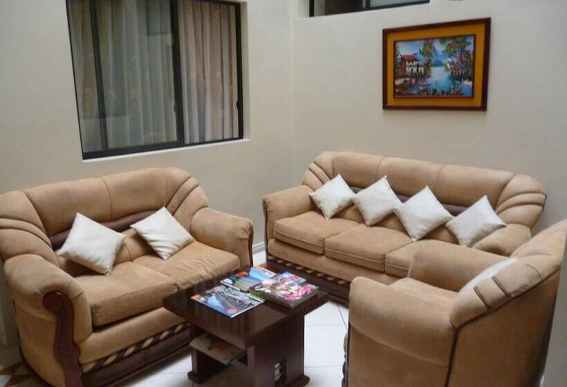 Standaard Driepersoonskamer, Hostal Fevilamir