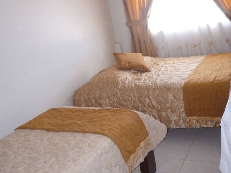 اتاق خانوادگی, Hostal Fevilamir