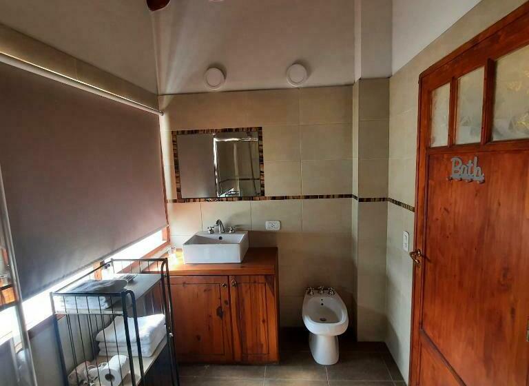 Номер Стандарт, Posada Cavieres Wine Farm