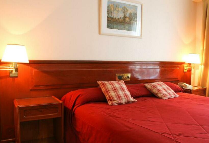 スタンダードルーム, Reviens