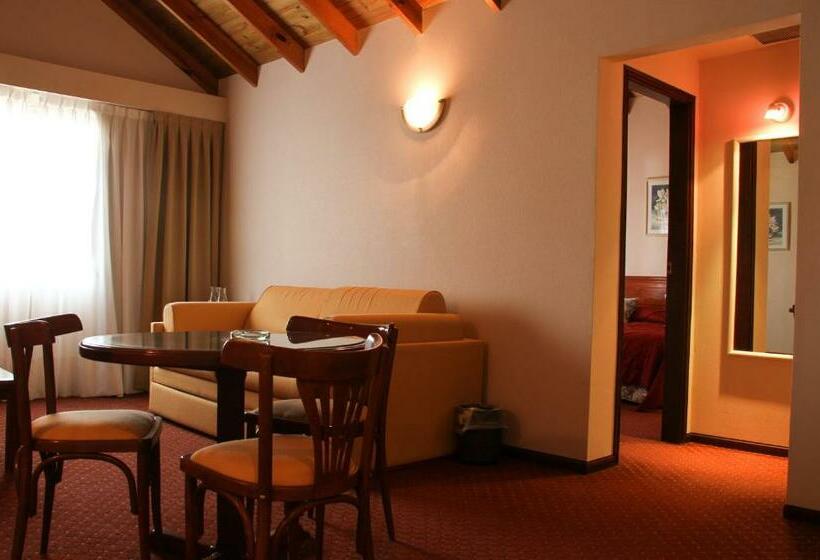 オーシャンビュージュニアスイート, Reviens