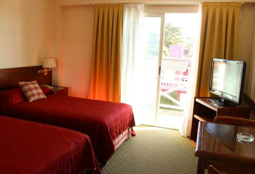 スタンダードルーム, Reviens