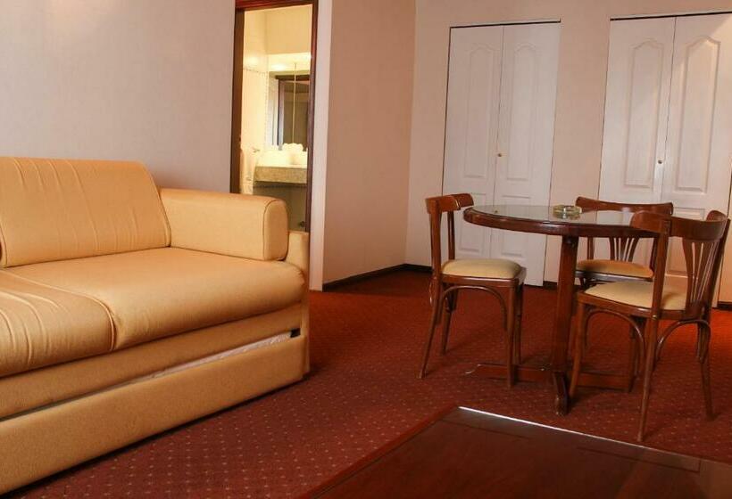 オーシャンビュージュニアスイート, Reviens