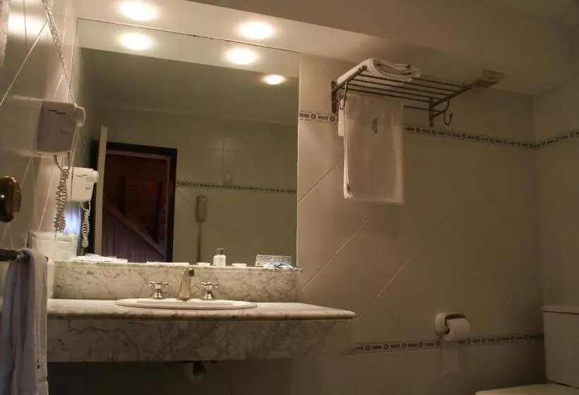Duplex-sviitti, Reviens
