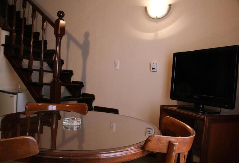 メゾネットスイート, Reviens