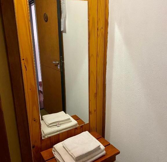 اتاق استاندارد, Samay Huasi