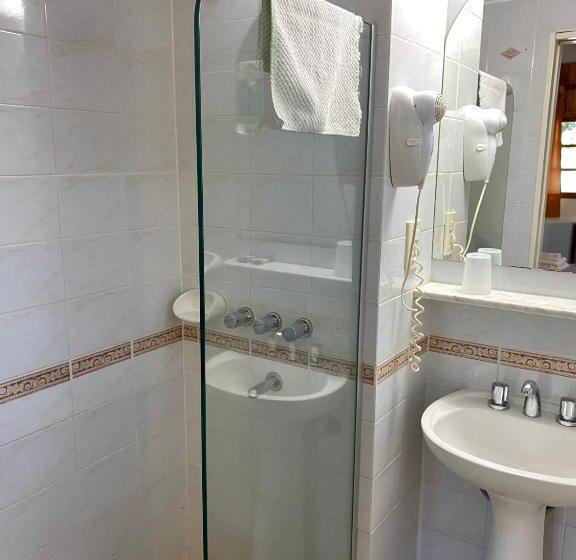 اتاق اکونومی, Samay Huasi