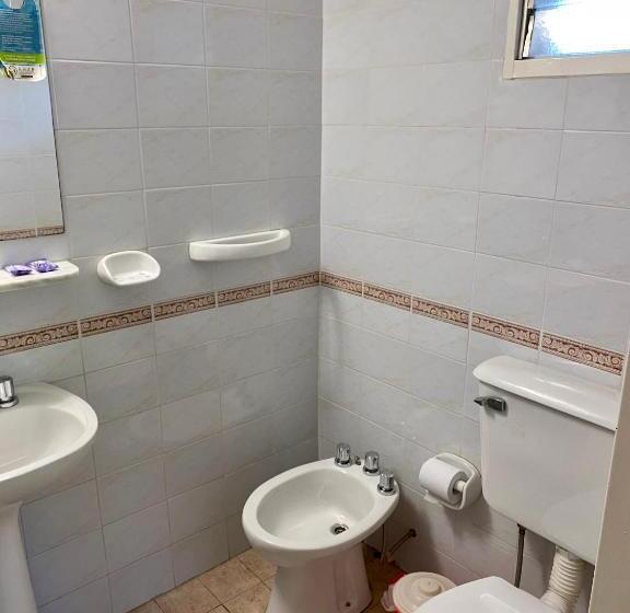 اتاق اکونومی, Samay Huasi