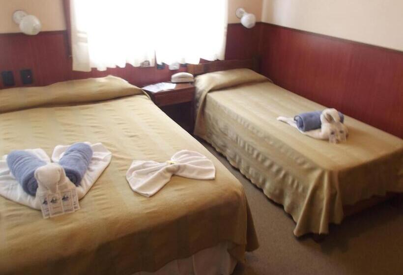 חדר סטנדרט לארבעה, Teomar