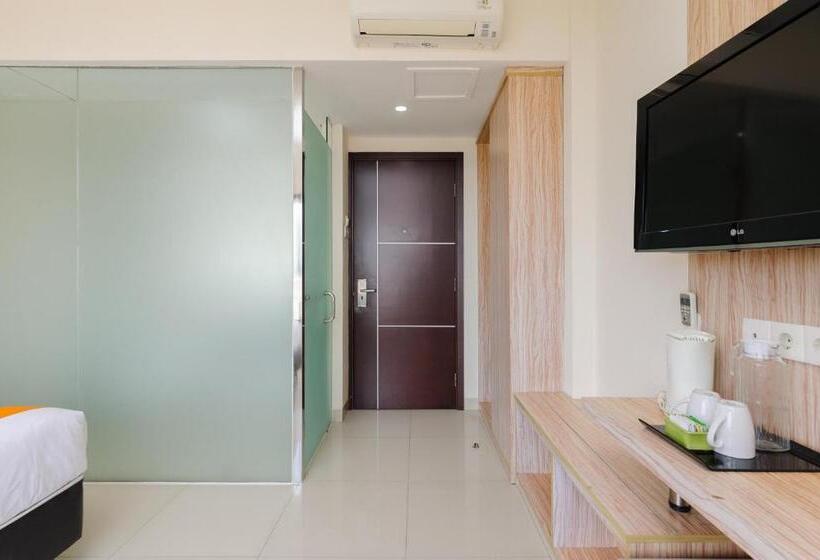 デラックスルーム, Sans Hotel Green Bekasi By Reddoorz