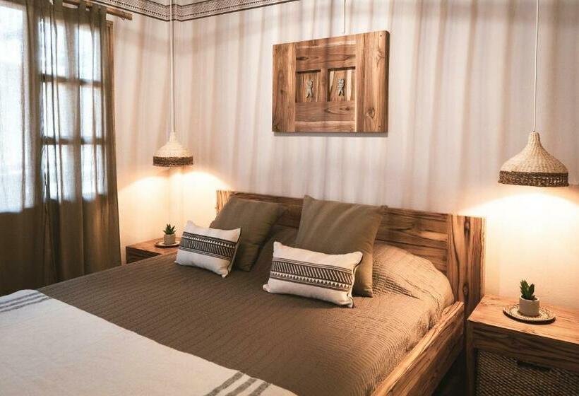 غرفة قياسية, Tiki Limbo