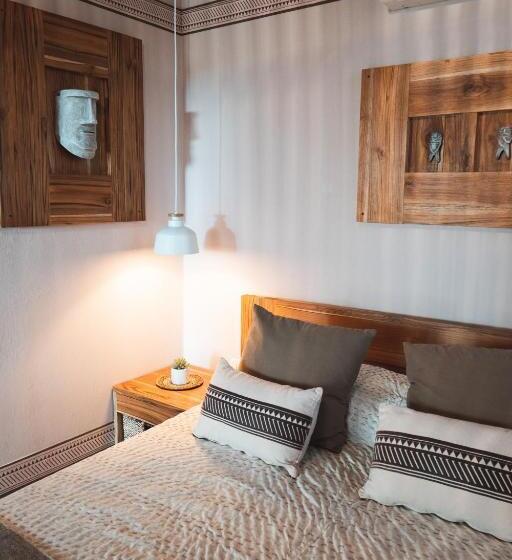 غرفة قياسية, Tiki Limbo