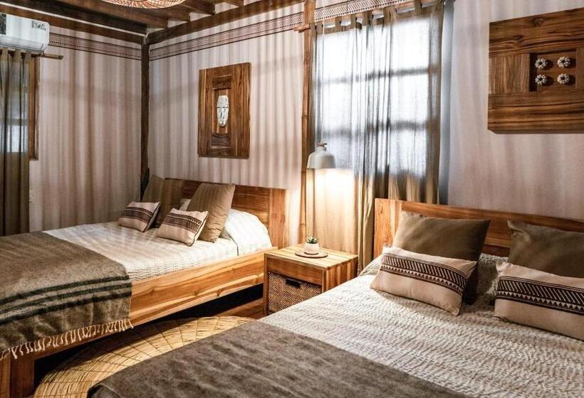 غرفة قياسية رباعية, Tiki Limbo