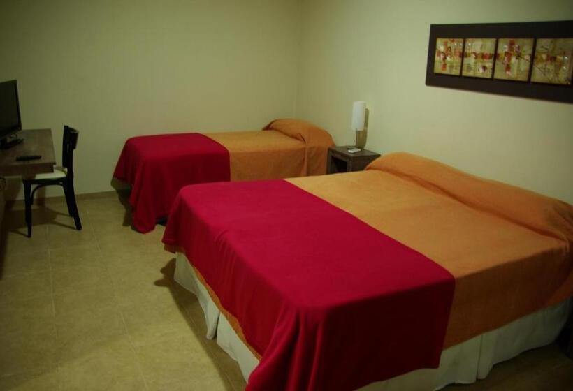 اتاق استاندارد سه نفره, Urbana