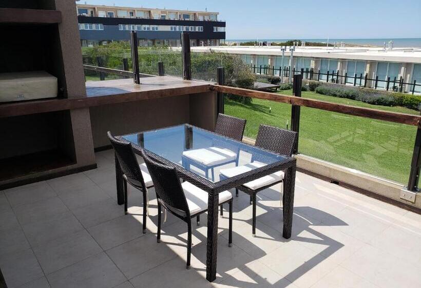 Апартаменты 1 Спальня Вид на Море, Linda Bay Beach & Resort Spa
