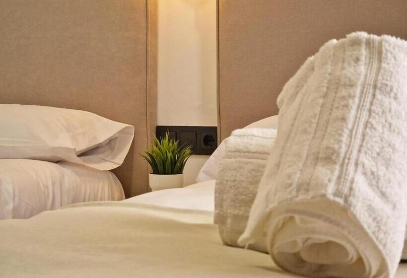 اتاق استاندارد, Hostal Hs Cehegin